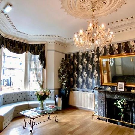 Whites Hotel Newcastle upon Tyne Bagian luar foto