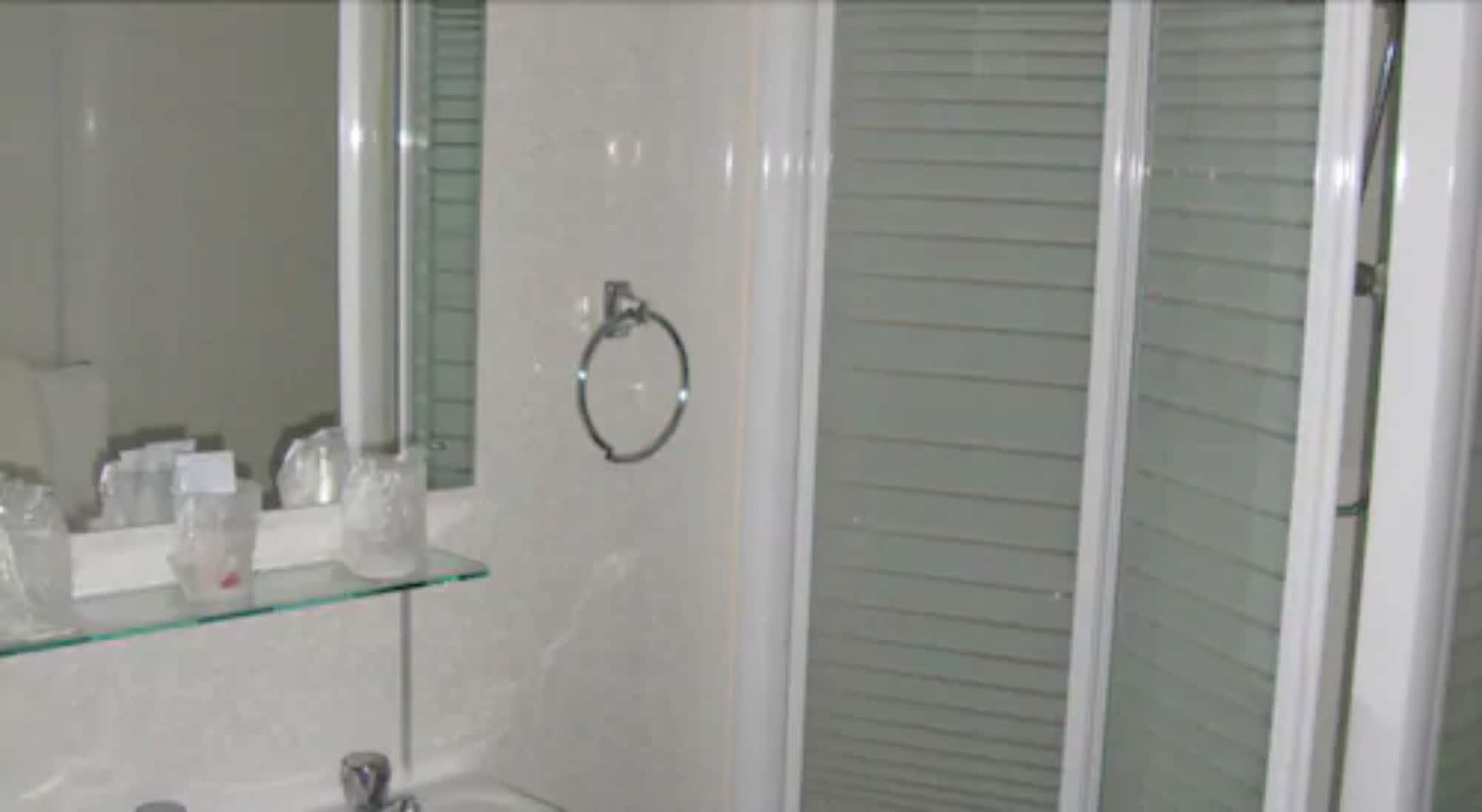 Whites Hotel Newcastle upon Tyne Bagian luar foto
