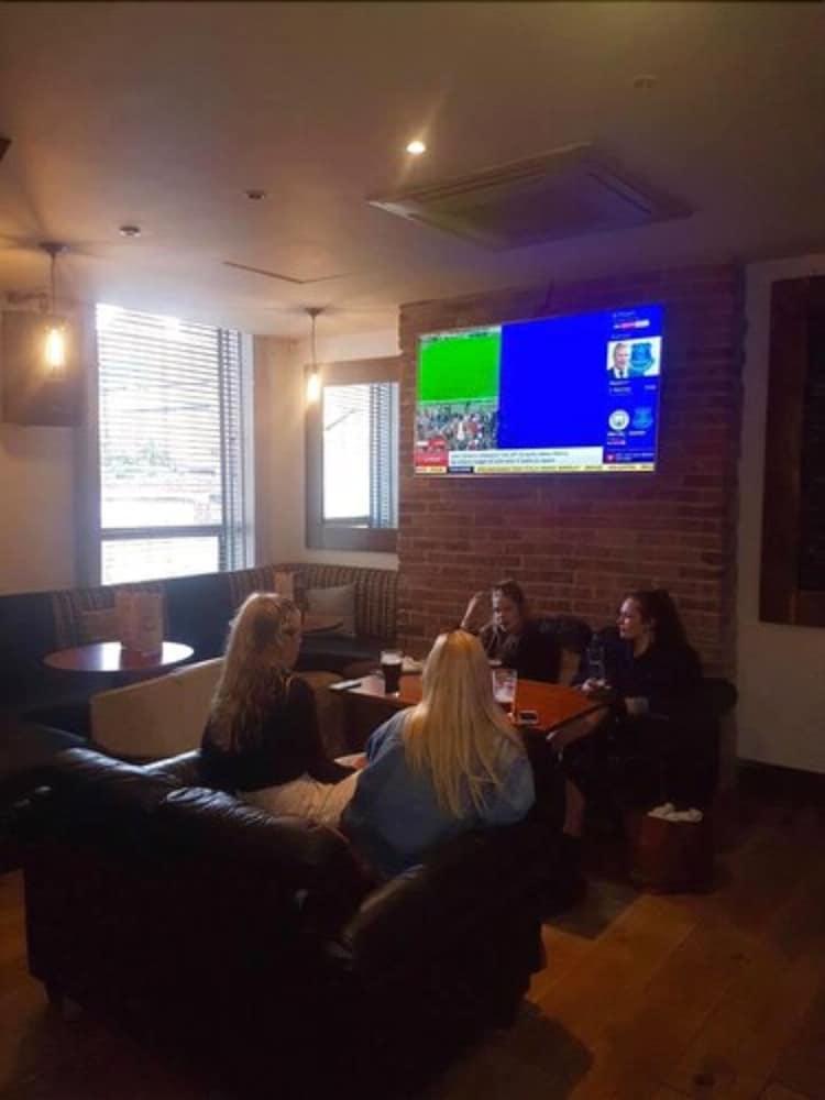 Whites Hotel Newcastle upon Tyne Bagian luar foto