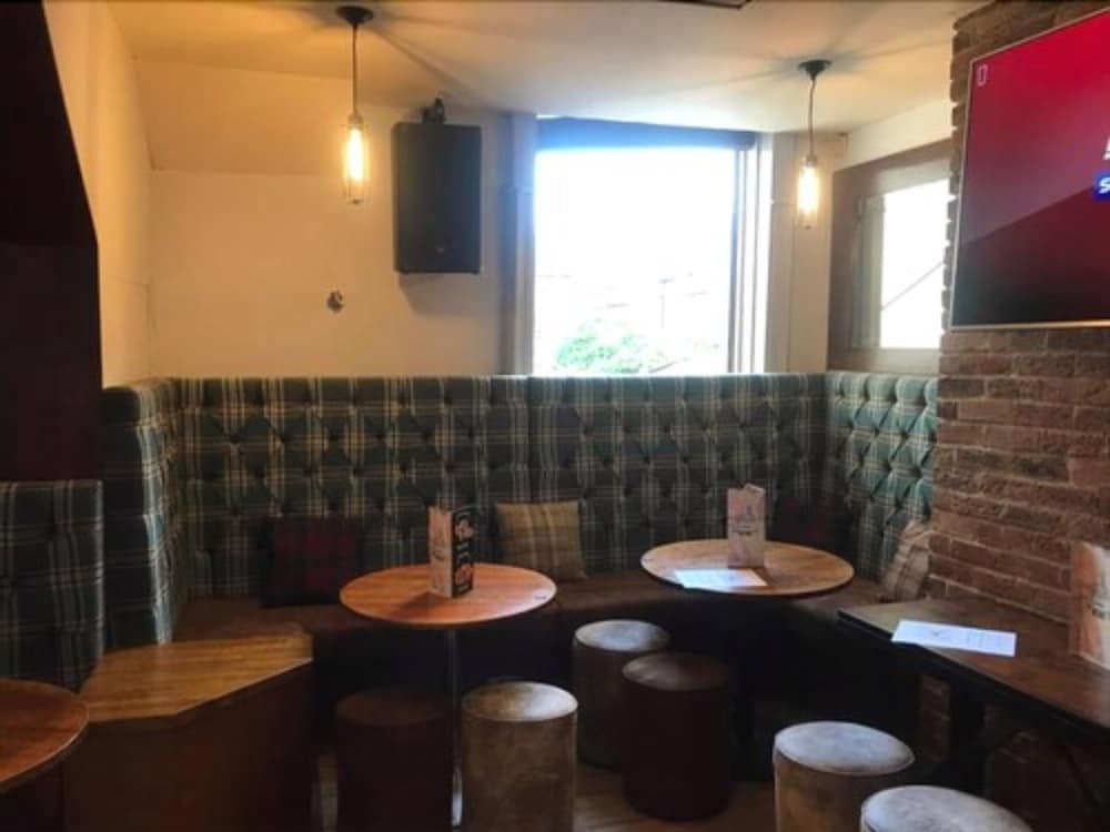 Whites Hotel Newcastle upon Tyne Bagian luar foto